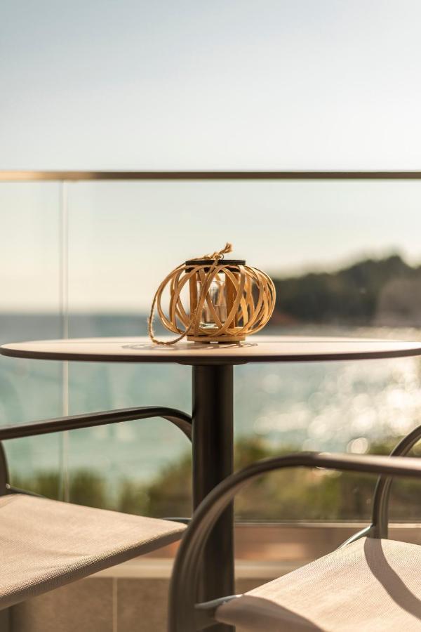 Sonar En El Mar Bed & Breakfast ฮีมาเรอ ภายนอก รูปภาพ