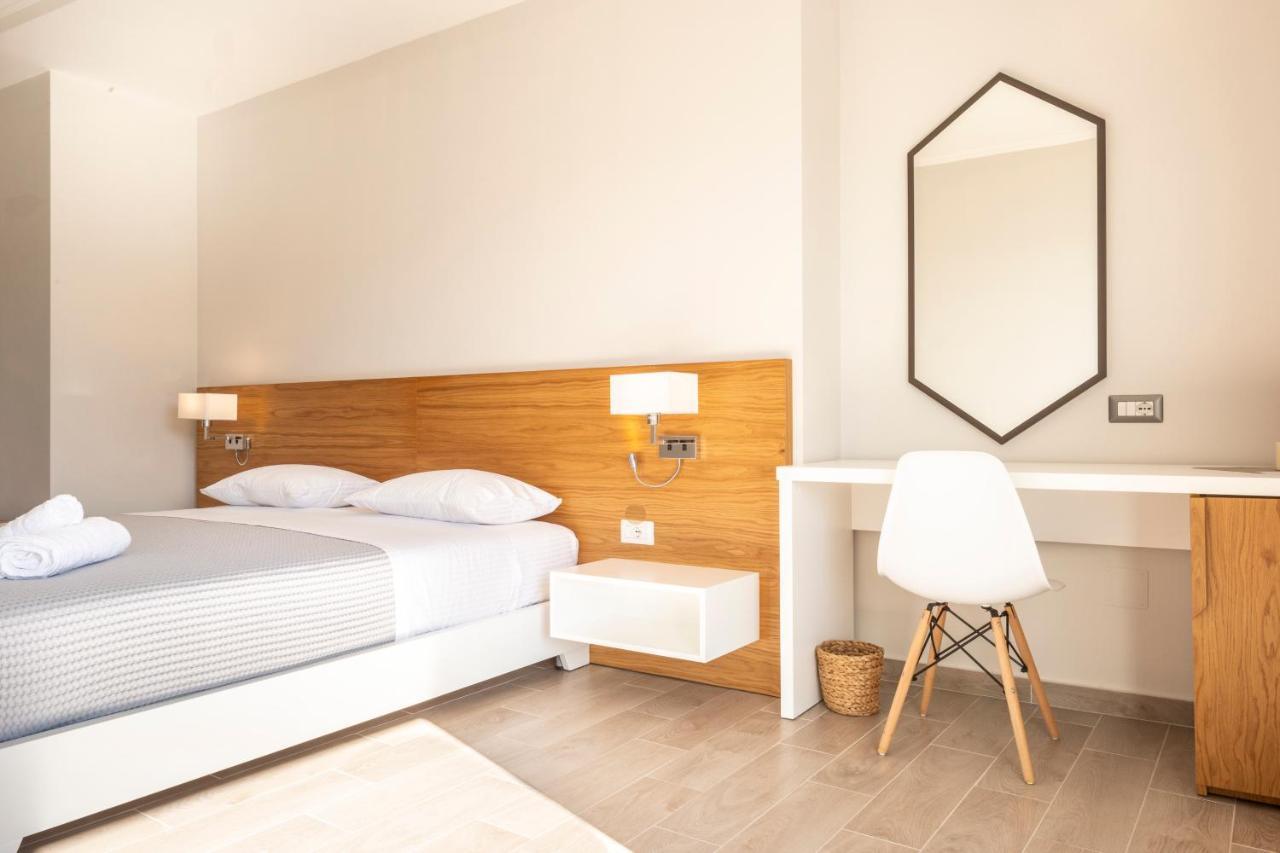 Sonar En El Mar Bed & Breakfast ฮีมาเรอ ภายนอก รูปภาพ